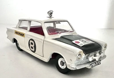 Ford Cortina Rally Car 1967-1969 Dinky Toys - No. 212- CASI COMO NUEVO WOW - Imagen 1 de 4