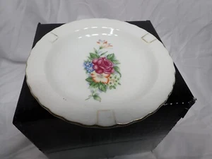 Nice Vintage Japanese Made Porcelain Plate About 6.25" across no chips or others - Picture 1 of 2