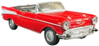 Welly 1/64 Scale 1957 Chevrolet BelAir Convertible DieCast Model. Red & White. - Image 1 of 4
