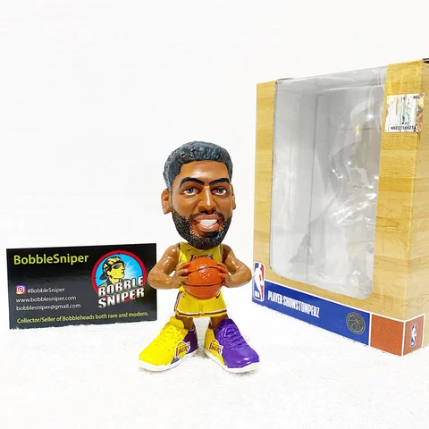 ANTHONY DAVIS Los Angeles Lakers "Showstomperz" Limited Edition NBA Bobblehead Cover