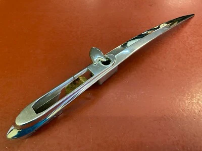 Austin Hood 1952 adorno base bloqueo moldura  Foto 1 de 4