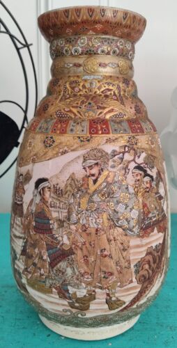 Antique Japanese Satsuma Vase Meiji Figural Gilt