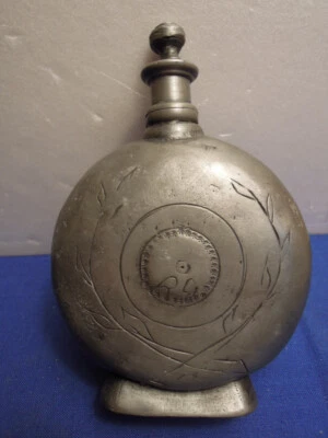 Gourde en Étain Ancienne - Photo 1/4