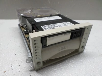 COMPAQ SCSI DLT Tape Standalone Drive TH6AE-YF 70-60278-04 Rev A01 - Image 1 of 4