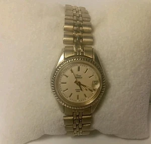 Timex Indiglo Date Gold Tone Womans Watch - Picture 1 of 5