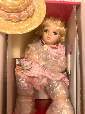 Marie Osmond Tiny Tot Doll Daisy NRFB COA Original Box Estate Doll Collection - Image 1 of 2