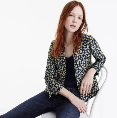 Blazer “Going Out” com estampa de limão J.Crew azul marinho/amarelo jacquard tamanho 4 - Imagem 1 de 4