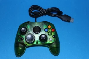 WIRED S TYPE CONTROLLER FOR ORIGINAL MICROSOFT XBOX HALO GREEN TRANSLUCENT NEW - Picture 1 of 2