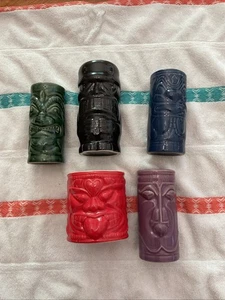 Lote De 5 Tazas Tiki Hawaii Vintage Multi Tamaño Y Colores Excelente - Imagen 1 de 8