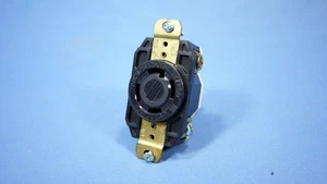 Leviton STUDIO BLACK Locking Receptacle NEMA L14-30R Outlet 30A 125/250V 2710-B - Picture 1 of 4