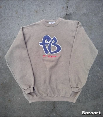 Sudadera Vintage Años 90 FUBU Bordada Verde Oliva Cuello Redondo Foto 1 de 4