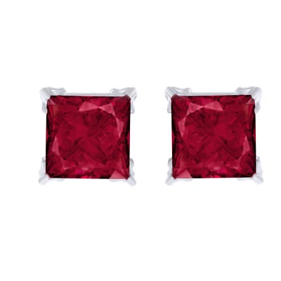 Aretes de 3 3/4 quilates simulados de rubí princesa para hombre enchapados en oro blanco de 14 quilates de ley Foto 1 de 4