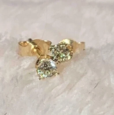 Aretes solitarios de diamantes amarillos claros 14KYG ~ ENVÍO GRATUITO Foto 1 de 4