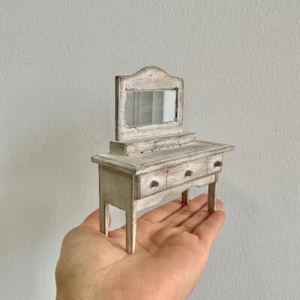 1:12 Scale Dolls House Miniatures Furniture 90's Retro Dressing Table Mirror - Picture 1 of 9