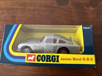 Nuevo de Lote Antiguo 1995 Corgi 96655 James Bond Clásico Aston Martin DB5 1/43 Nuevo/Banda. Foto 1 de 4