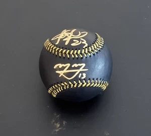 MANNY MACHADO FERNANDO TATIS JR PADRES SIGNED GOLD BASEBALL BECKETT BAS 2 - Picture 1 of 3