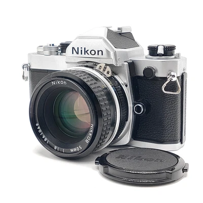 [QUASI COME NUOVA] Nikon FM 35mm Flim Camera con obiettivo Ai 50mm f/1.8... - Immagine 1 di 4