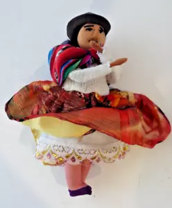 Peruanische Puppe Peru Volkskunst handgefertigte Stoffpuppe 10 Zoll in buntem Kostüm - Bild 1 von 4