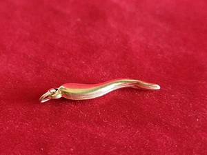 14K Gelbgold hohler 3-D italienischer Horn Anhänger Glücksbringer 1" und 0,3 Gramm - Bild 1 von 5