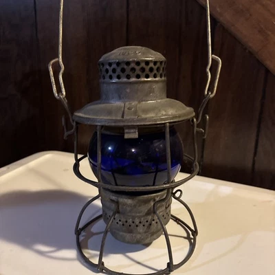 RAILROAD LANTERN ARMSPEAR MFG. CO. NEW YORK PAT. 1925.  PA. RAILROAD - Image 1 of 4