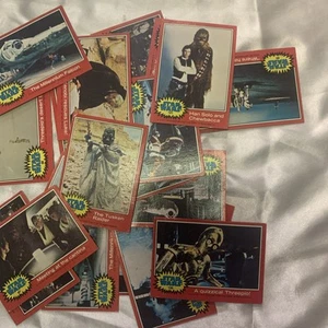 20 ORIGINAL Red Border 1977 STAR WARS 20TH CENTURY FOX FILM CORP Trading Cards - Picture 1 of 5