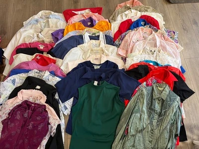 Lote de 46 Blusas Camisas De Colección Para Mujer Con Botones Años 60 70 Años 80 Disco BOHO MOD Cuello Foto 1 de 4