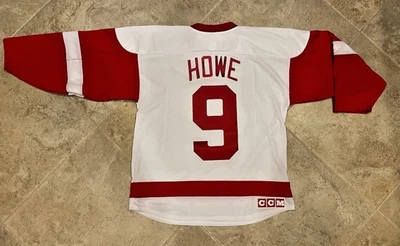 Detroit Red Wings Gordie Howe #9 CCM Custom Jersey SZ Large NHL NEW - Image 1 of 4