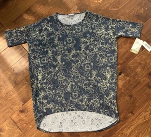 NWT Disney Minnie Mouse & Camera LuLaRoe Irma Short Sleeve Round Neck Tunic - Picture 1 of 4