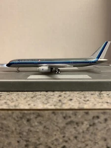 Aero Classics 400 scale diecast model Eastern B757-2 Commercial Airliner N512EA - Picture 1 of 12