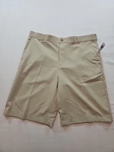 Izod Golf Shorts Mens 34 Sport flex Strait Fit Beige NWT - Picture 1 of 12