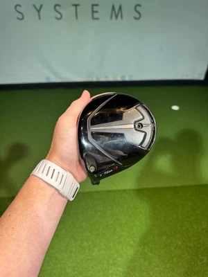 Titleist TSR3 Driver Head 9 Degree Left-Handed - Image 1 of 4