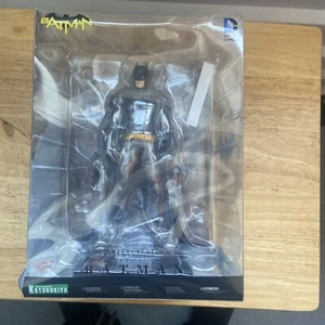 Kotobukiya Batman, Justice League, ArtFX+ Statue/Figure NEW IN BOX - Picture 1 of 5
