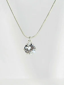 Silberne Halskette mit runder traditioneller Swarovski kristallklarer Schlangenkette - Bild 1 von 2