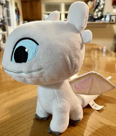 DreamWorks How to Train Your Dragon Hidden World Light Fury Plush D7 Cover