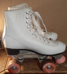 Chicago Women’s White Roller Skates Size 8 - Picture 1 of 3