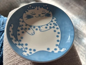 Neu Mino Ware Japanische Katze Klein Teller Dippschüssel Blau & Weiß 4" - Bild 1 von 2
