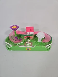 Juego de juguete de jardín Little Live Pets Lil’ Ladybug sin Ladybug - Imagen 1 de 7