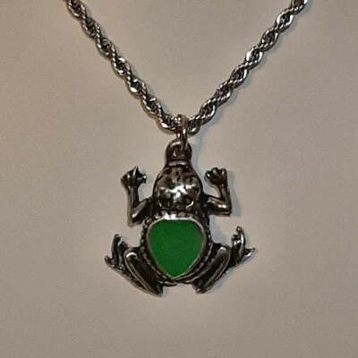 RANA VERDE 🐸 Dije colgante de peltre / COLLAR CADENA CUERDA INOXIDABLE 24" Foto 1 de 4