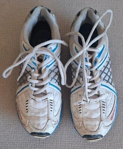 Cricket Shoes - Spikes - Gray Nicolls - US 8 / UK 7 / Euro 41 - Fair Condition - Picture 1 of 8