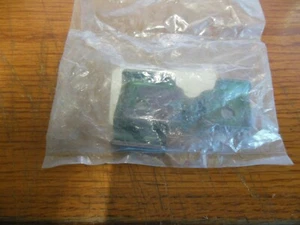 Soporte OE Isuzu 8943186732 - Imagen 1 de 1