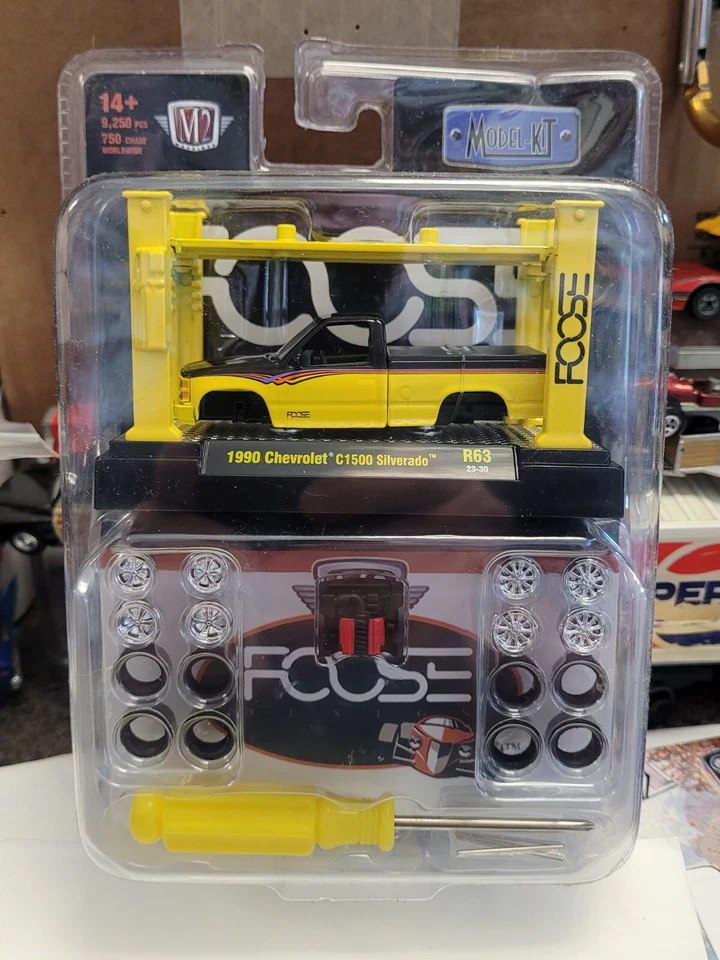 M2 Machines Model Kit 1955 Chevrolet Bel Air Hardtop Custom R24 1 64