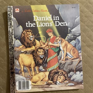 Daniel in the Lion’s Den A Little Golden Book 1987 Children's Bible Story Church