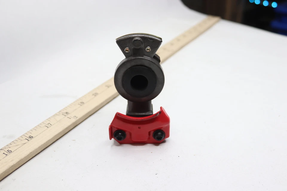 Phillips Emergency Gladhand Straight Mount Red 12-00823 - Изображение 1 из 1