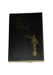 The Book of Mormon - 1950 Edition with 2 vintage Elder calling cards