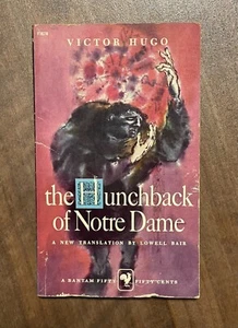 The Hunchback of Notre-Dame BY VICTOR HUGO (1956, Mass Market) Bantam Books - Imagen 1 de 9