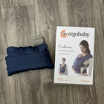 Nuevo portabebés Ergobaby Embrace acogedor tejido recién nacido azul marino Foto 1 de 4
