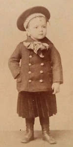 Carte armadio vittoriane 2-Baby Hugh ca 1880 - Foto 1 di 6