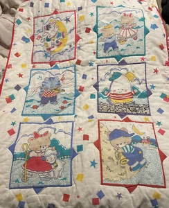 Gerber Crib Baby Blanket Boy Girl Nursery Rhythms Red Blue Yellow Vintage 71810 - Picture 1 of 12