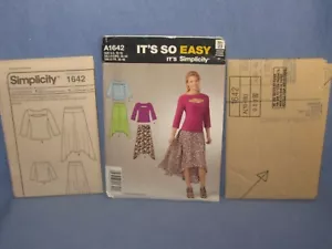 Misses Skirt & Knit Top w/ peekaboo Size 10 12 14 16 18 Easy Espanol/Francais - Picture 1 of 5