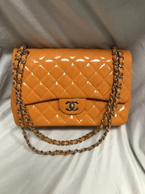 Chanel Naranja Claro Acolchado Charol Jumbo Doble Solapa PPSJKI340994  Foto 1 de 4